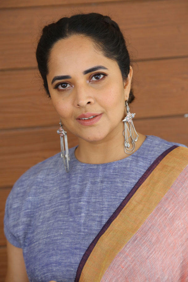 anasuya-stills-2-15.jpg