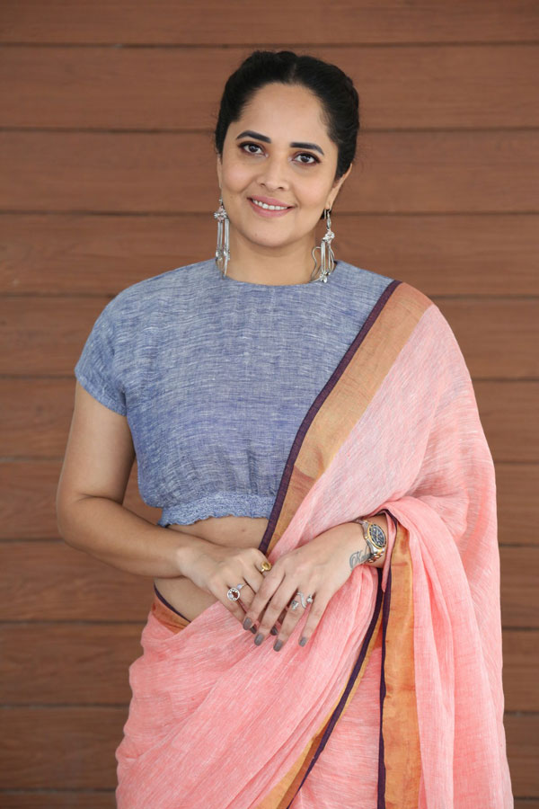 anasuya-stills-2-36.jpg