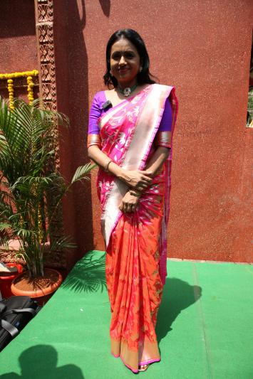 anchor-suma-inauguration-kancheepuram-haripriya-silks-21.jpg