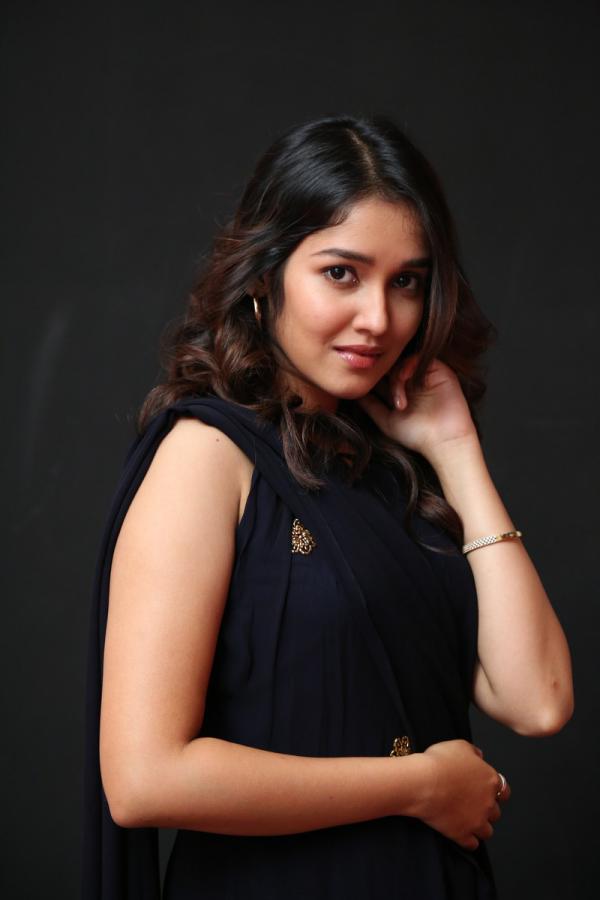 anika-surendran-stills-2-20.jpg