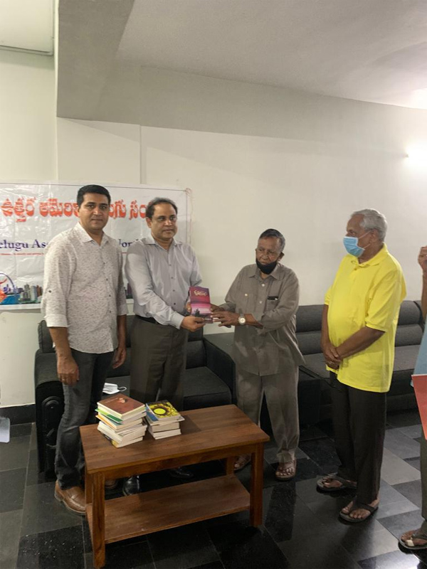 anjaiah-chaudary-lavu-meeting-with-nri-parents-8.jpg