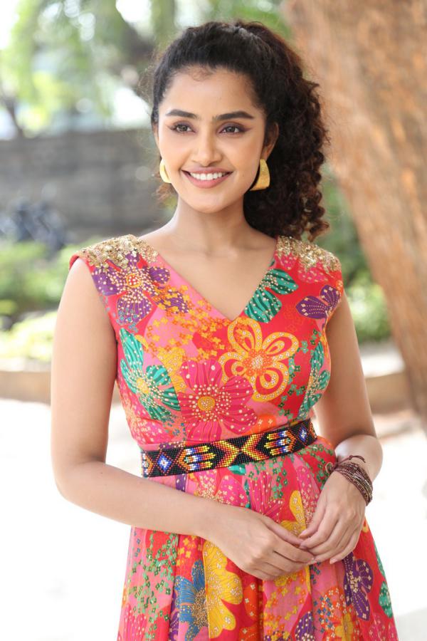 anupama-parameswaran-stills-6-11.jpg