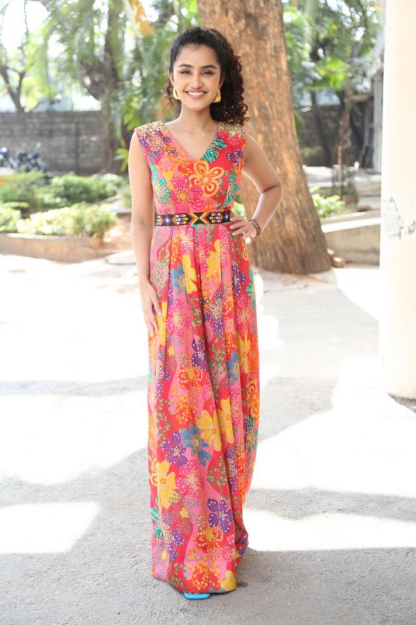 anupama-parameswaran-stills-6-14.jpg