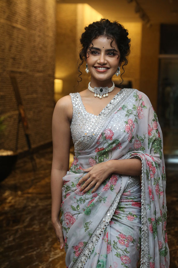anupama-parameswaran-stills-8-8.jpg
