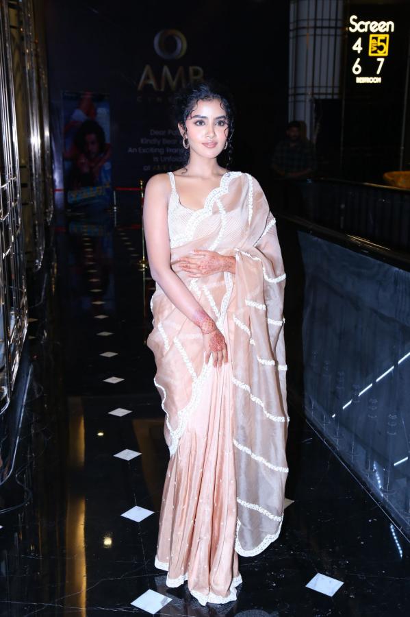 anupama-parameswaran-stills-9-2.jpg