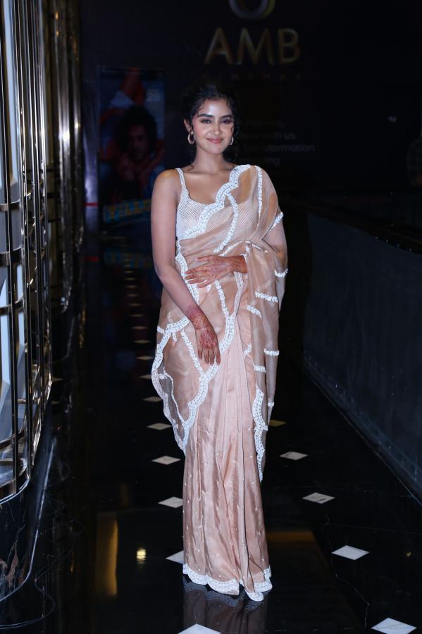 anupama-parameswaran-stills-9-8.jpg