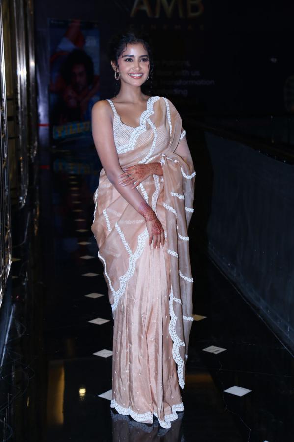 anupama-parameswaran-stills-9-9.jpg