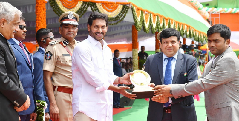 ap-cm-ys-jagan-flag-hoisting-in-vijayawada-6.jpg