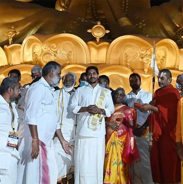 ap-cm-ys-jagan-visits-muchintal-13.jpg