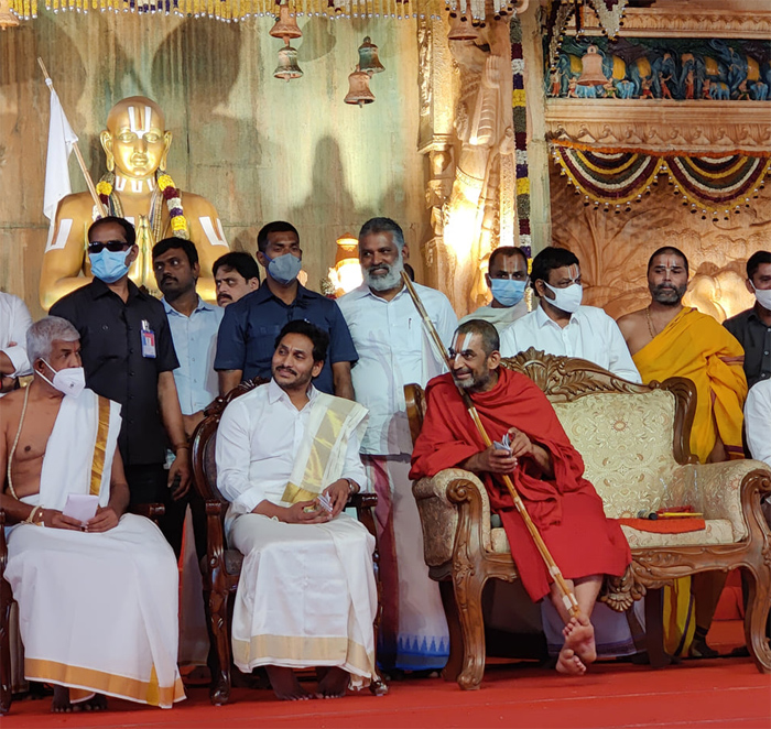 ap-cm-ys-jagan-visits-muchintal-3.jpg