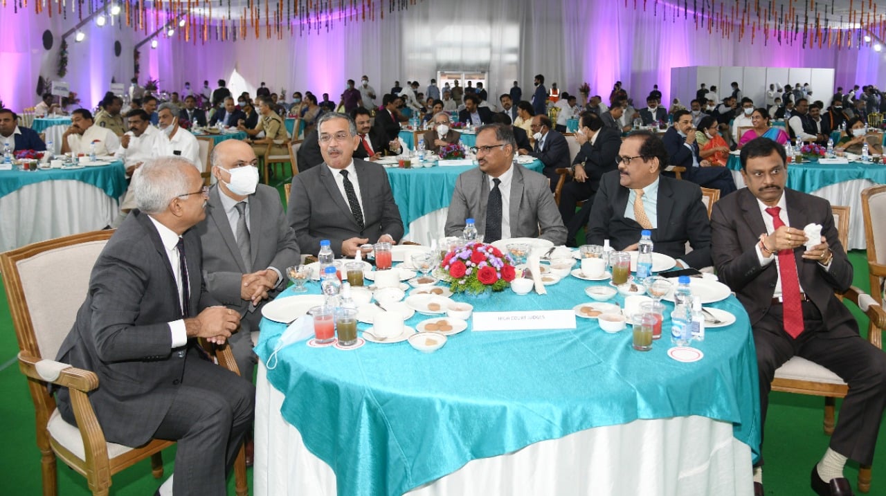ap-govt-hosts-a-tea-party-to-cji-nv-ramana-12.jpg