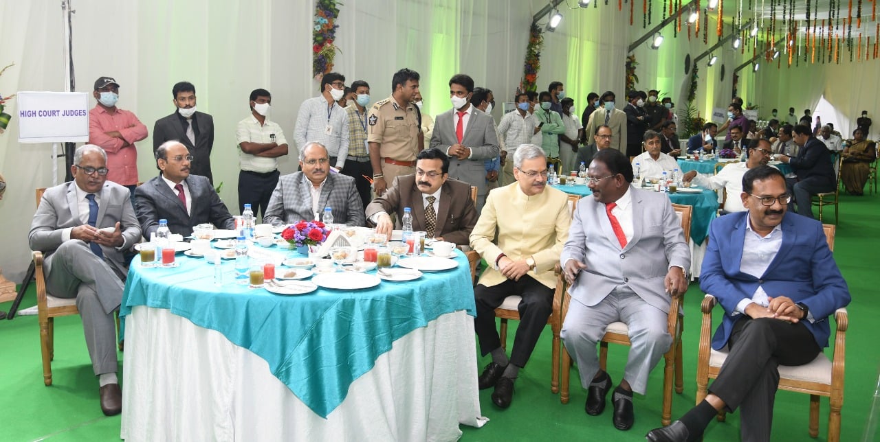 ap-govt-hosts-a-tea-party-to-cji-nv-ramana-13.jpg