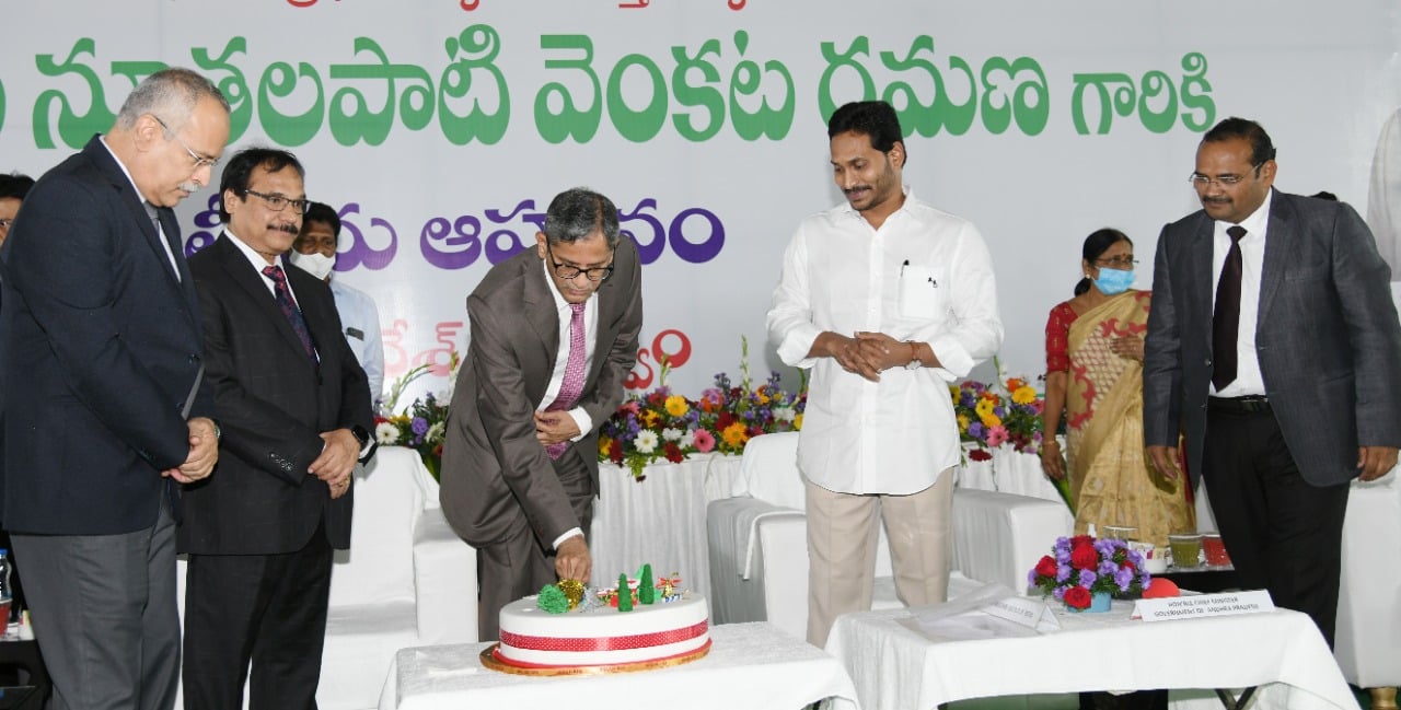 ap-govt-hosts-a-tea-party-to-cji-nv-ramana-16.jpg