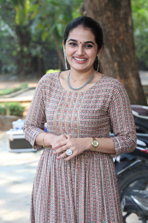 aparna-janardhan-stills-11.jpg