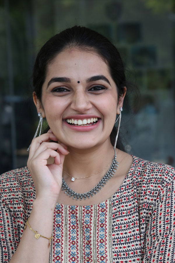 aparna-janardhan-stills-4.jpg