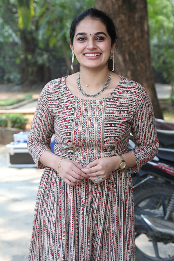 aparna-janardhan-stills-5.jpg