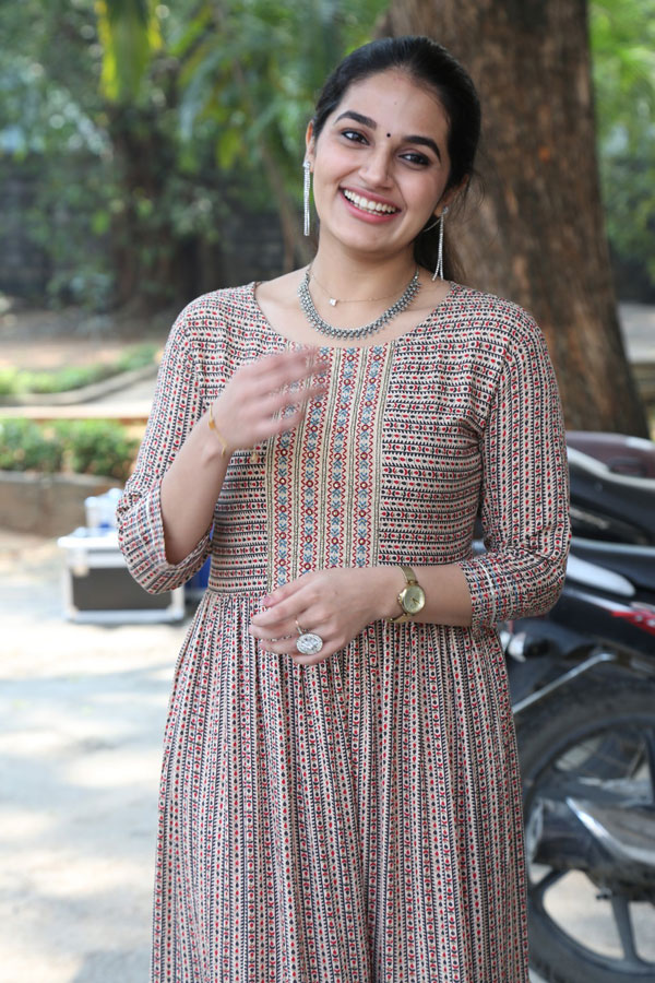 aparna-janardhan-stills-6.jpg