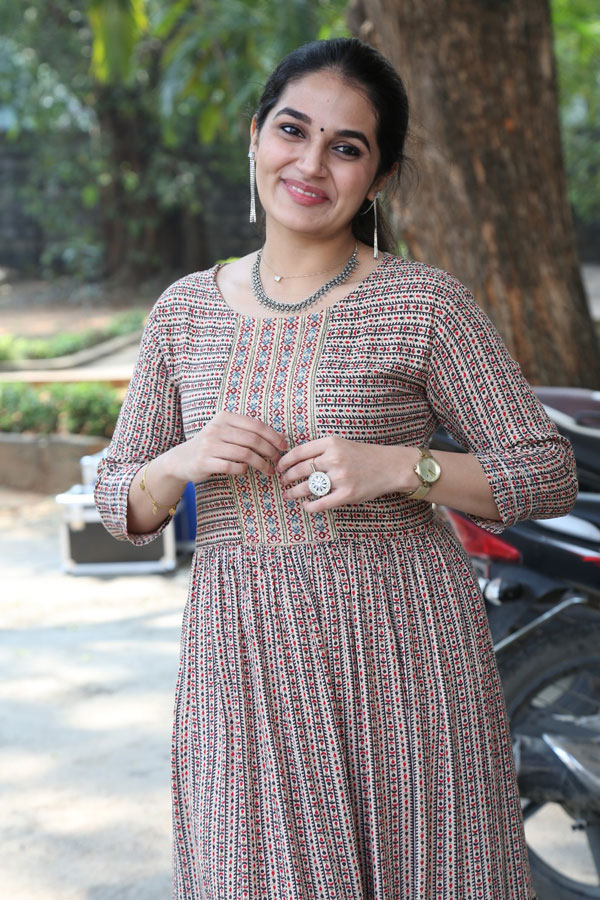aparna-janardhan-stills-7.jpg