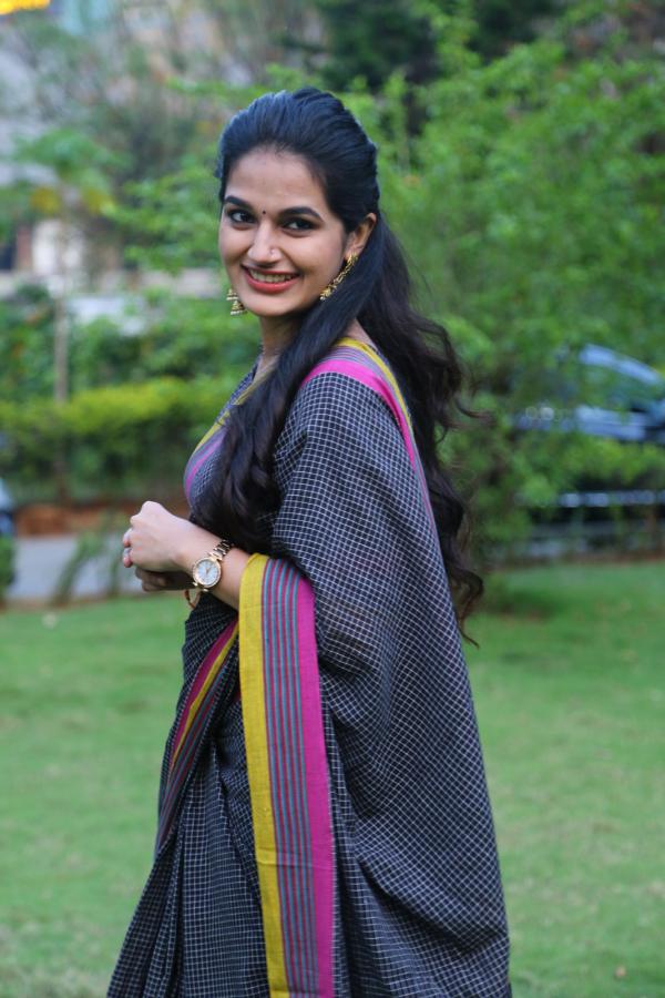 aparna-janardhanan-stills-15.jpg