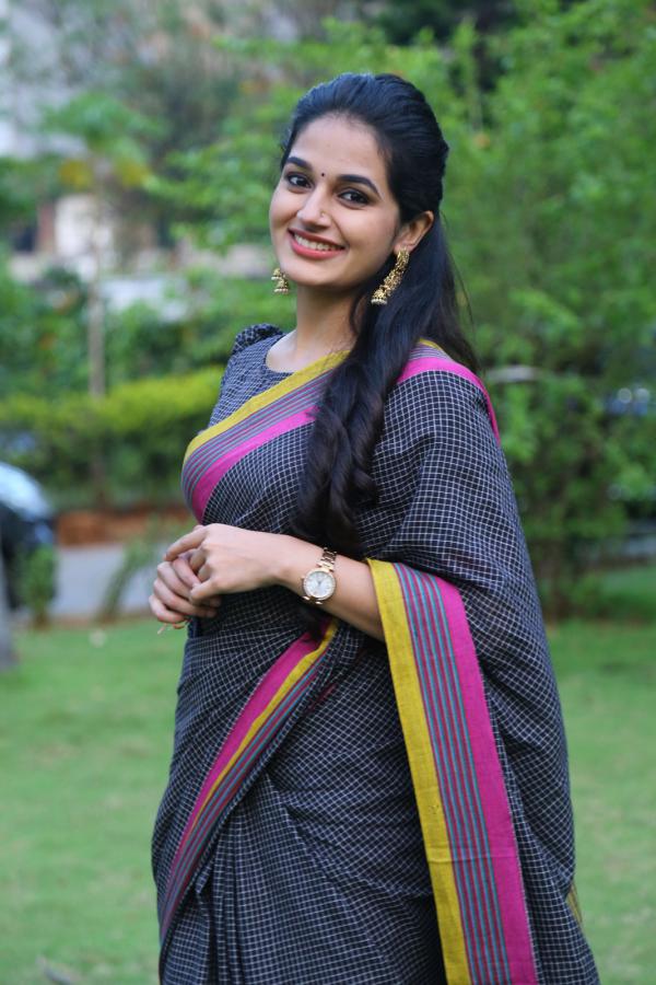 aparna-janardhanan-stills-7.jpg