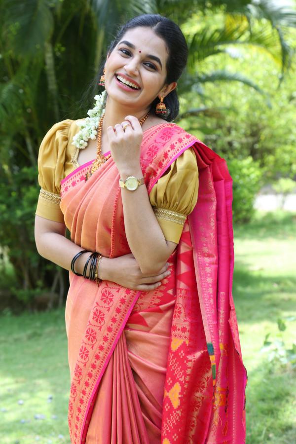 aparna-stills-2-11.jpg