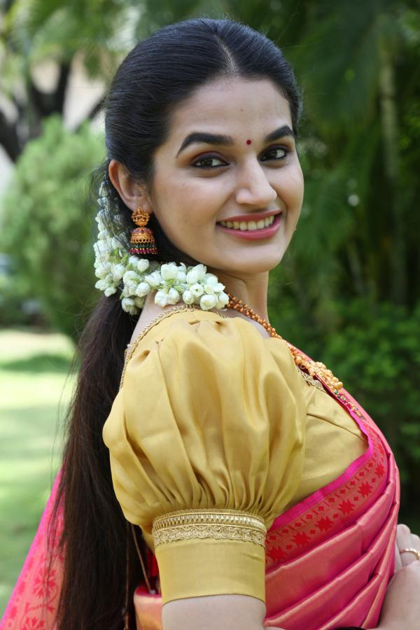 aparna-stills-2-6.jpg