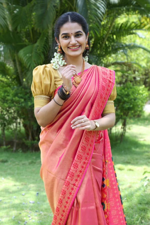 aparna-stills-2-7.jpg