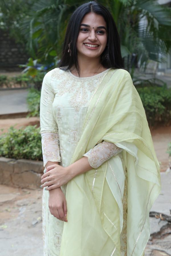 aparna-stills-7.jpg