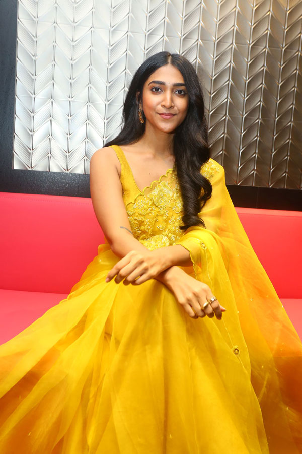apoorva-rao-stills-14.jpg