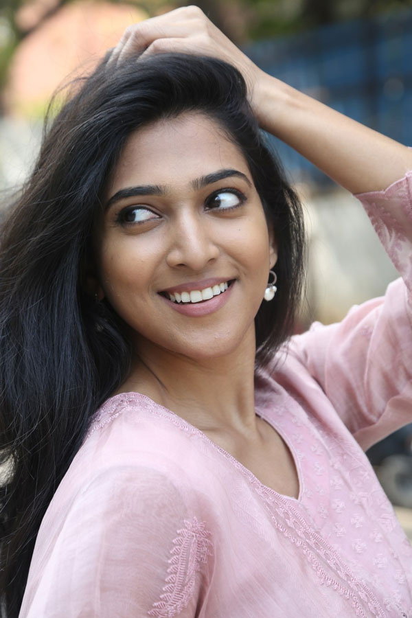 apoorva-rao-stills-2-19.jpg
