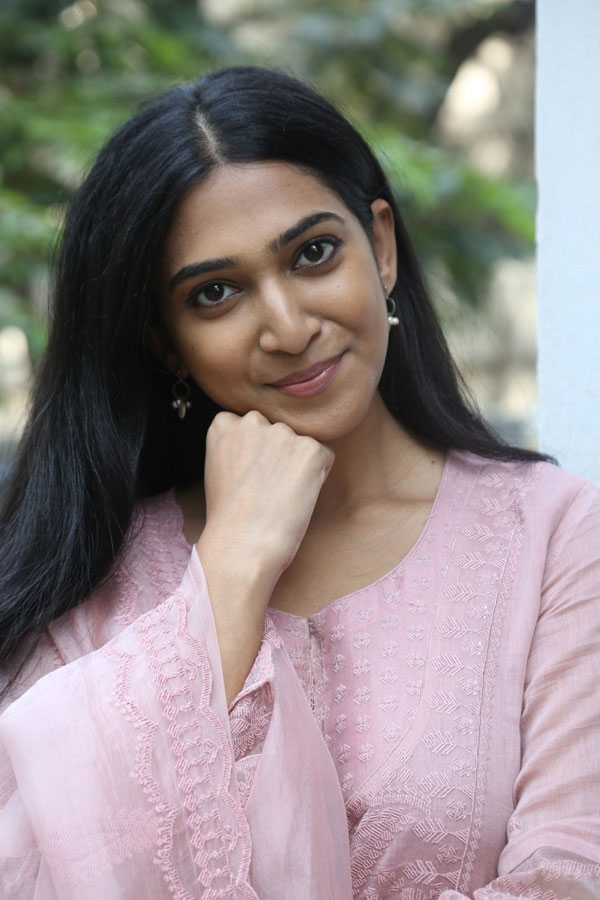 apoorva-rao-stills-2-8.jpg