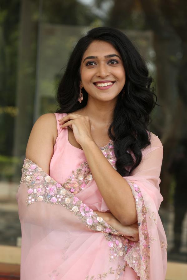 apoorva-stills-16.jpg