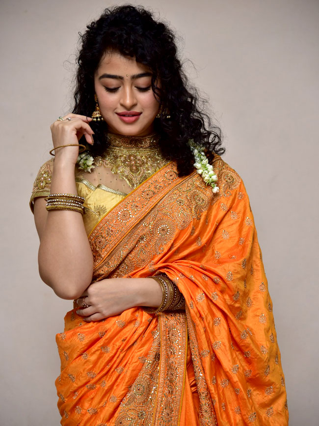 apsara-rani-stills-14.jpg