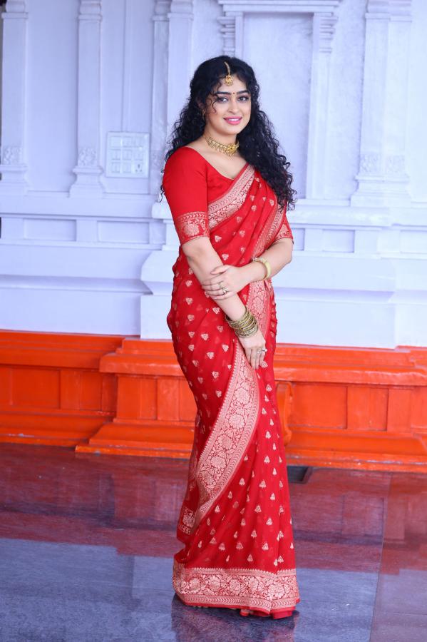 apsara-rani-stills-3-16.jpg