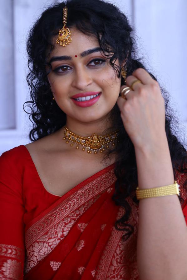 apsara-rani-stills-3-18.jpg