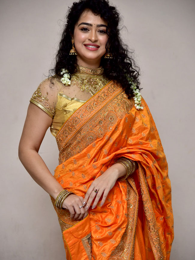 apsara-rani-stills-3.jpg