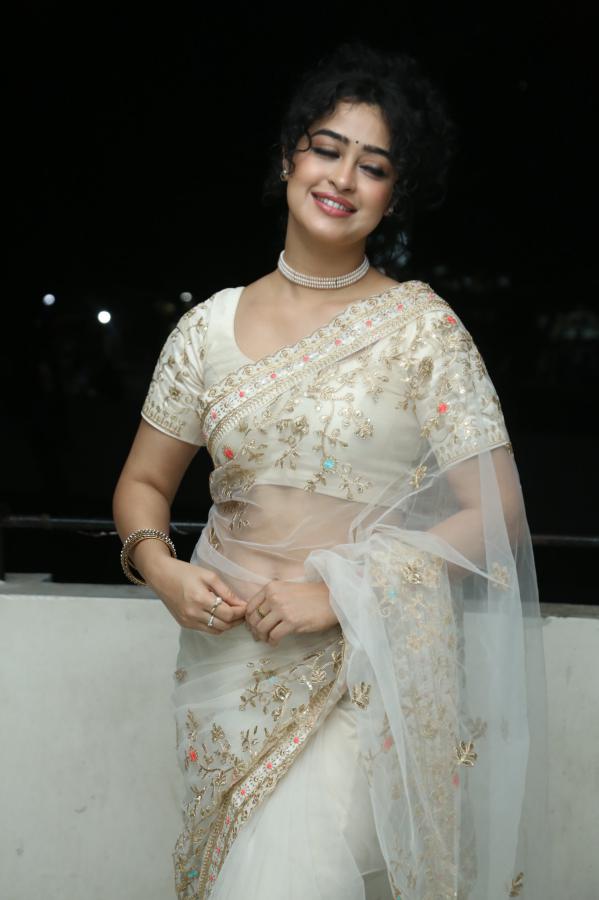apsara-rani-stills-4-18.jpg
