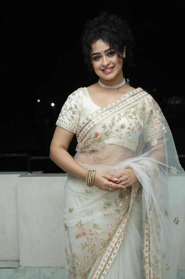 apsara-rani-stills-4-22.jpg
