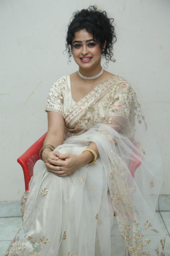 apsara-rani-stills-4-6.jpg