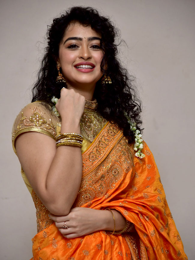 apsara-rani-stills-4.jpg