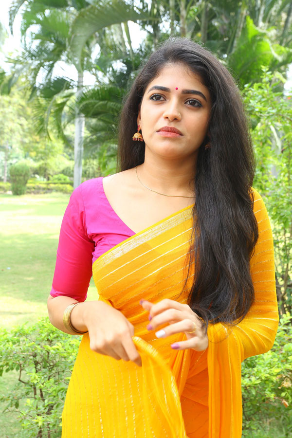 archana-janardhan-stills-2.jpg