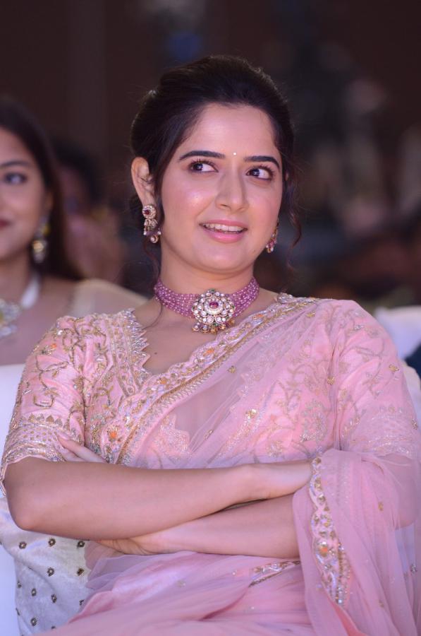 ashika-ranganath-stills-10.jpg