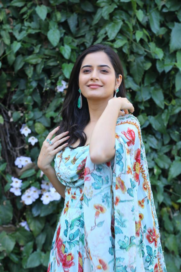 ashika-ranganath-stills-2-8.jpg