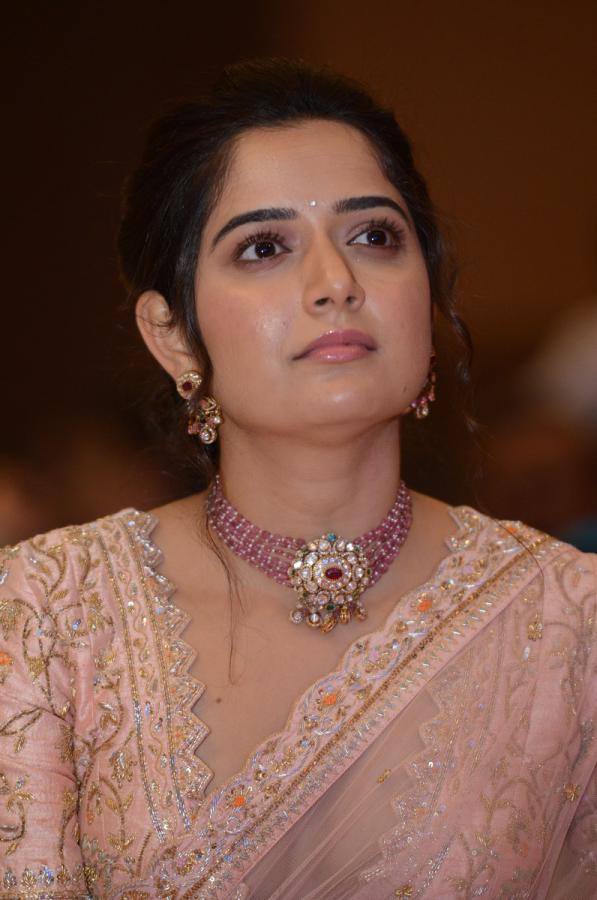 ashika-ranganath-stills-2.jpg