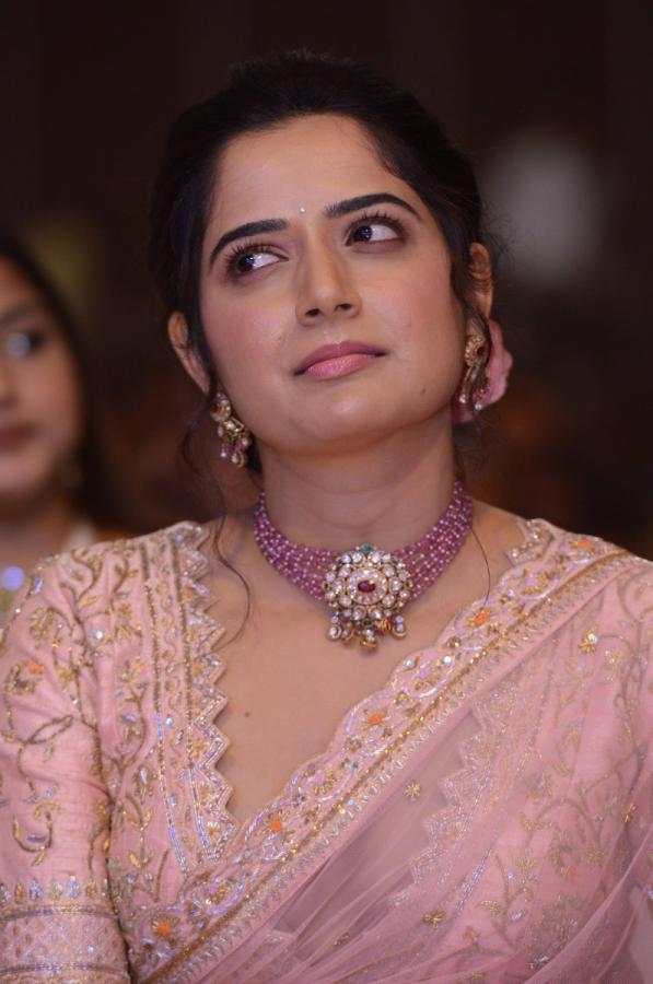 ashika-ranganath-stills-4.jpg
