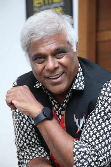 ashish-vidyarthi-interview-3.jpg