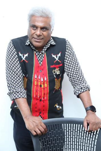 ashish-vidyarthi-interview-9.jpg