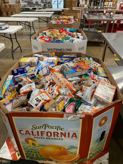 ashok-kolla-tana-ohio-valley-team-donated-meals-3.jpg