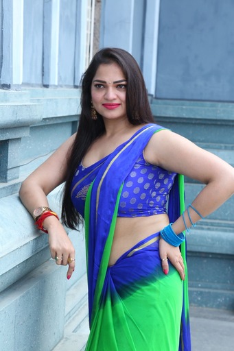 aswini-stills-4.jpg