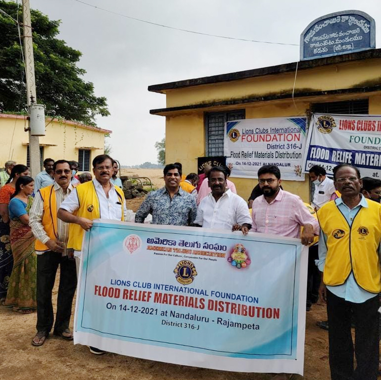 ata-flood-relief-distribution-in-rajampet-14-dec-2021-1.jpg